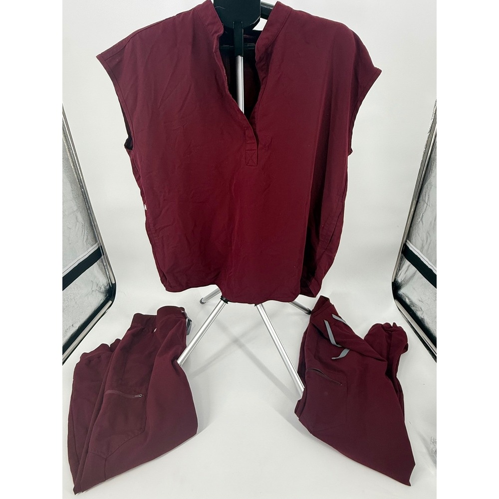 FIGS Technical Collection Womens Scrub Set Maroon HW Zamora 2 Joggers Top Size M